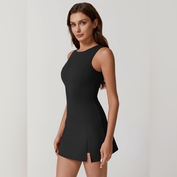 Sporty Black Mini Skort Dress - Picture 4 of 4